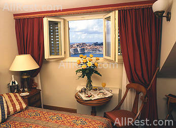 Grand Villa Argentina 18